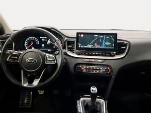 Kia XCeed 1.6 MHEV iMT Emotion 100kW (136CV)  - Foto 9