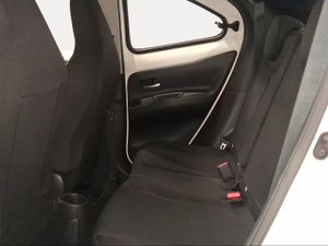 Toyota Aygo X Cross 1.0 VVT-I 72CV Play  - Foto 12