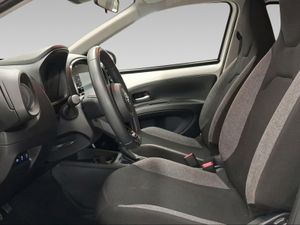 Toyota Aygo X Cross 1.0 VVT-I 72CV Play  - Foto 13