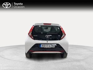 Toyota Aygo 1.0 70 x-play  - Foto 5