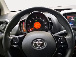 Toyota Aygo 1.0 70 x-play  - Foto 14