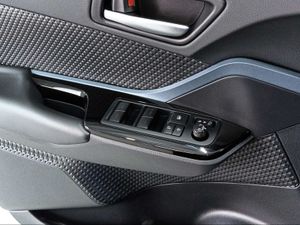 Toyota C-HR 2.0 180H Advance  - Foto 21