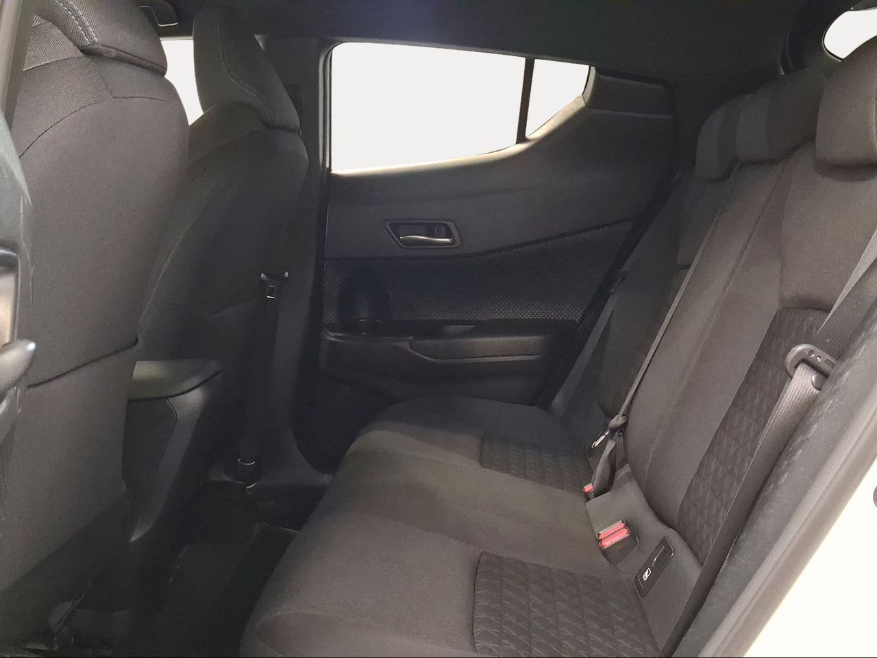 Toyota C-HR 1.8 125H Advance  - Foto 12