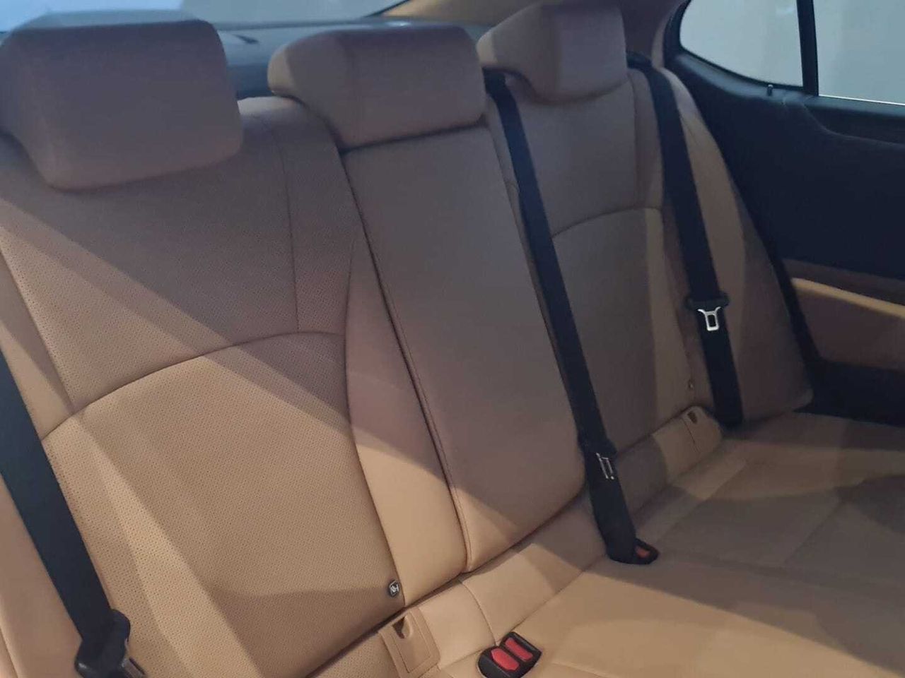 Lexus ES 2.5 300h Premium  - Foto 10