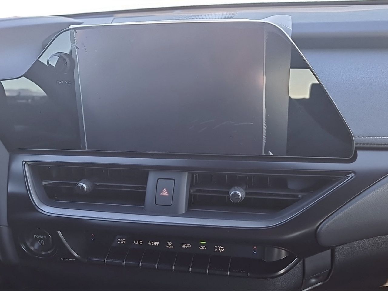 Lexus UX 2.0 300h UX Plus  - Foto 12