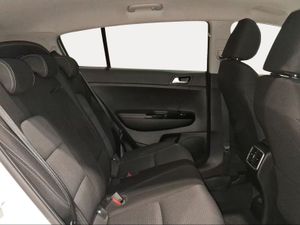 Kia Sportage 1.6 MHEV Drive 85kW (115CV) 4x2  - Foto 8