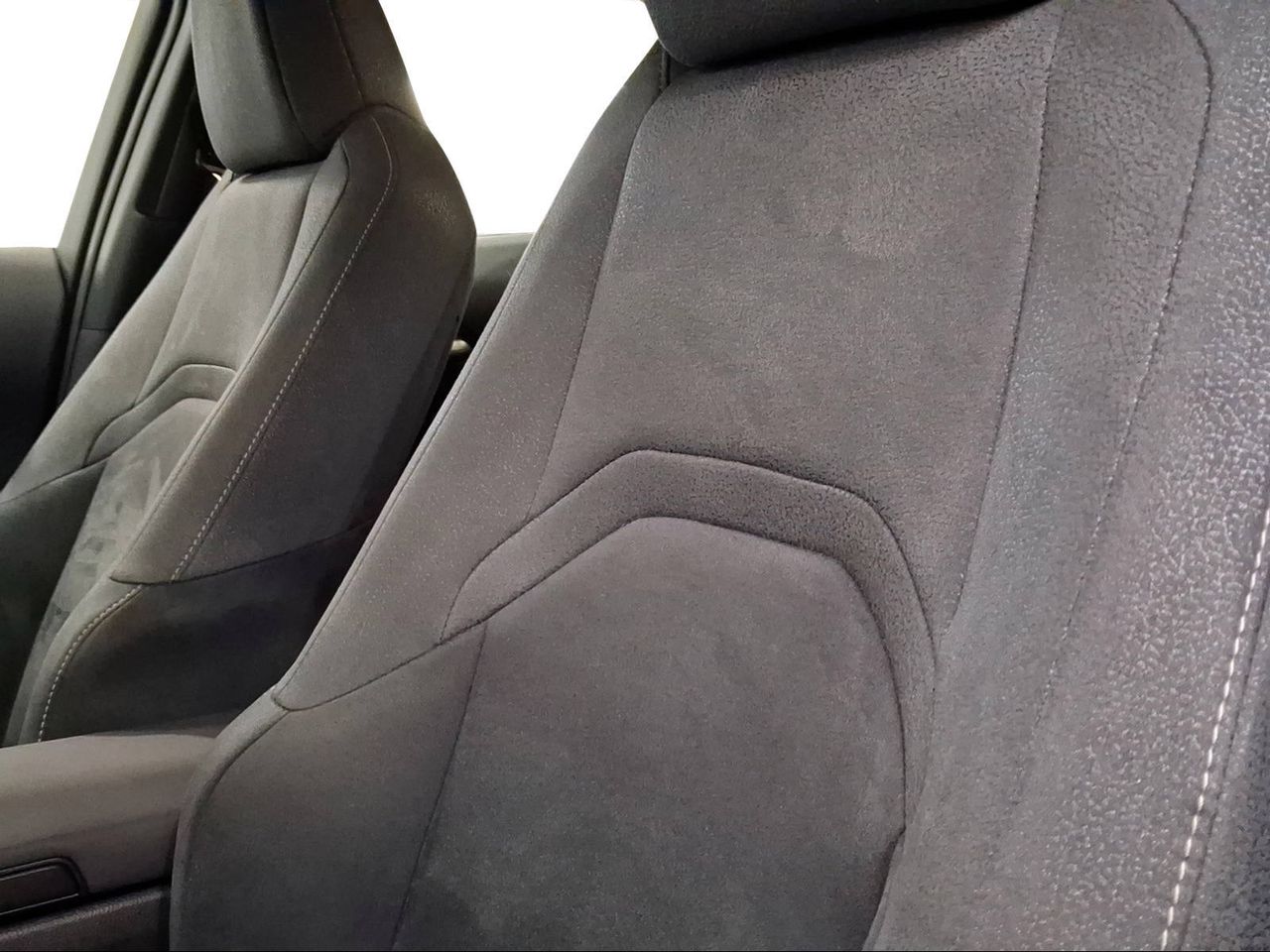 Lexus UX 2.0 250h Business  - Foto 16