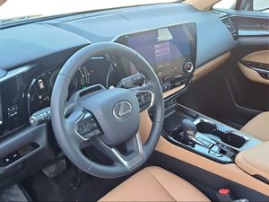 Lexus NX 450h+ Premium+ 4WD  - Foto 10