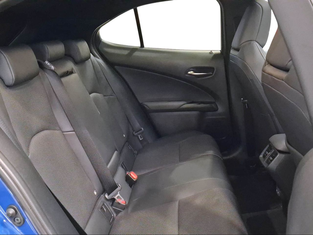 Lexus UX 2.0 300h Relax Plus 4X4  - Foto 8