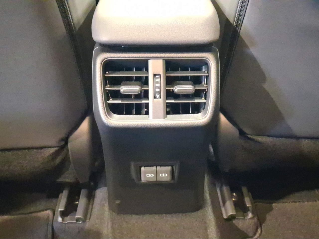 Lexus UX 2.0 300h Relax Plus 4X4  - Foto 18