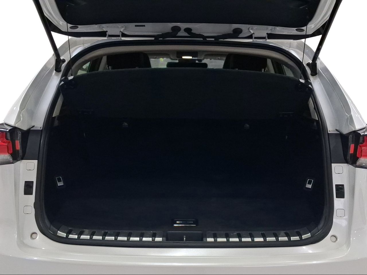 Lexus NX 2.5 300h Business Navigation 2WD  - Foto 10