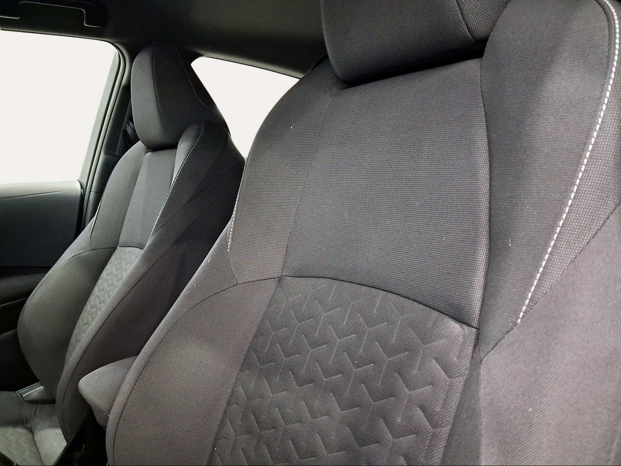 Toyota Corolla 1.8 125H ACTIVE TECH E-CVT  - Foto 22