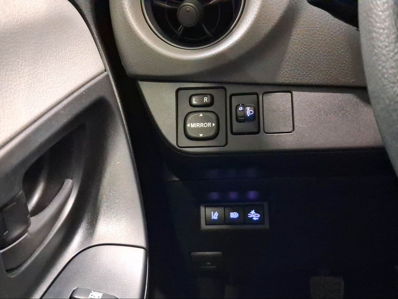 Toyota Yaris 1.0 70 Business  - Foto 22