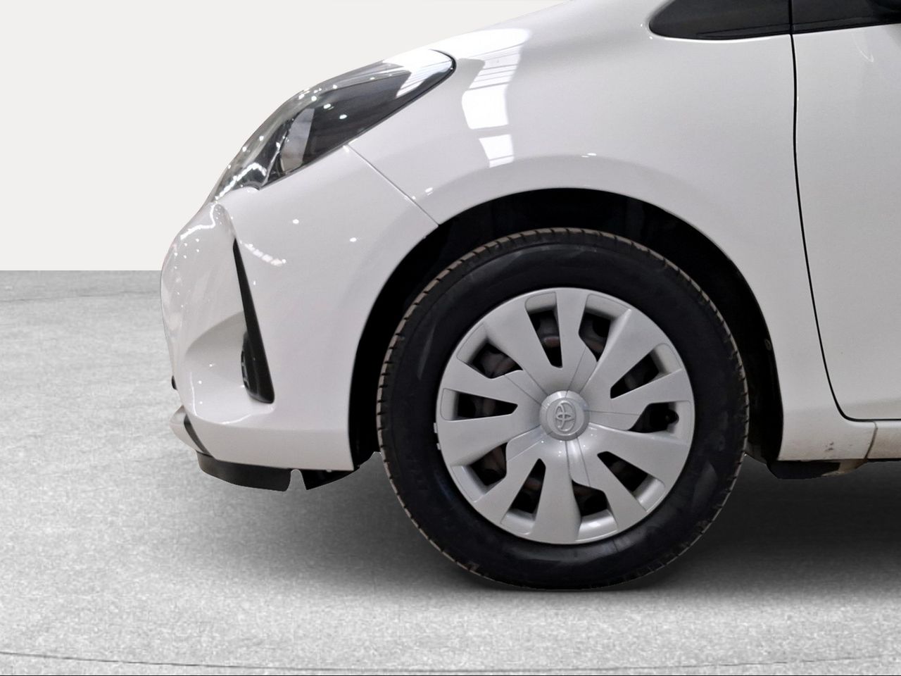 Toyota Yaris 1.0 70 Business  - Foto 17