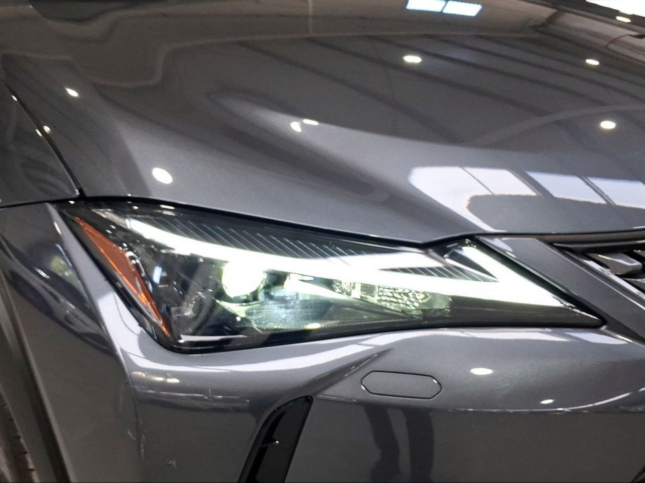 Lexus UX 2.0 300h UX Plus  - Foto 21