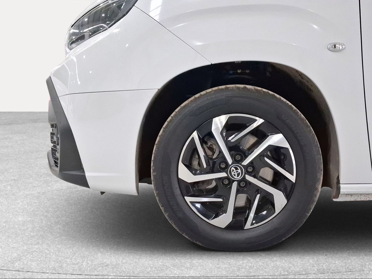 Toyota Proace City Verso Family L2 1.5D 130CV Active 7p  - Foto 17