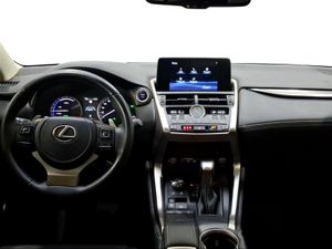 Lexus NX 2.5 300h Premium 2WD  - Foto 9