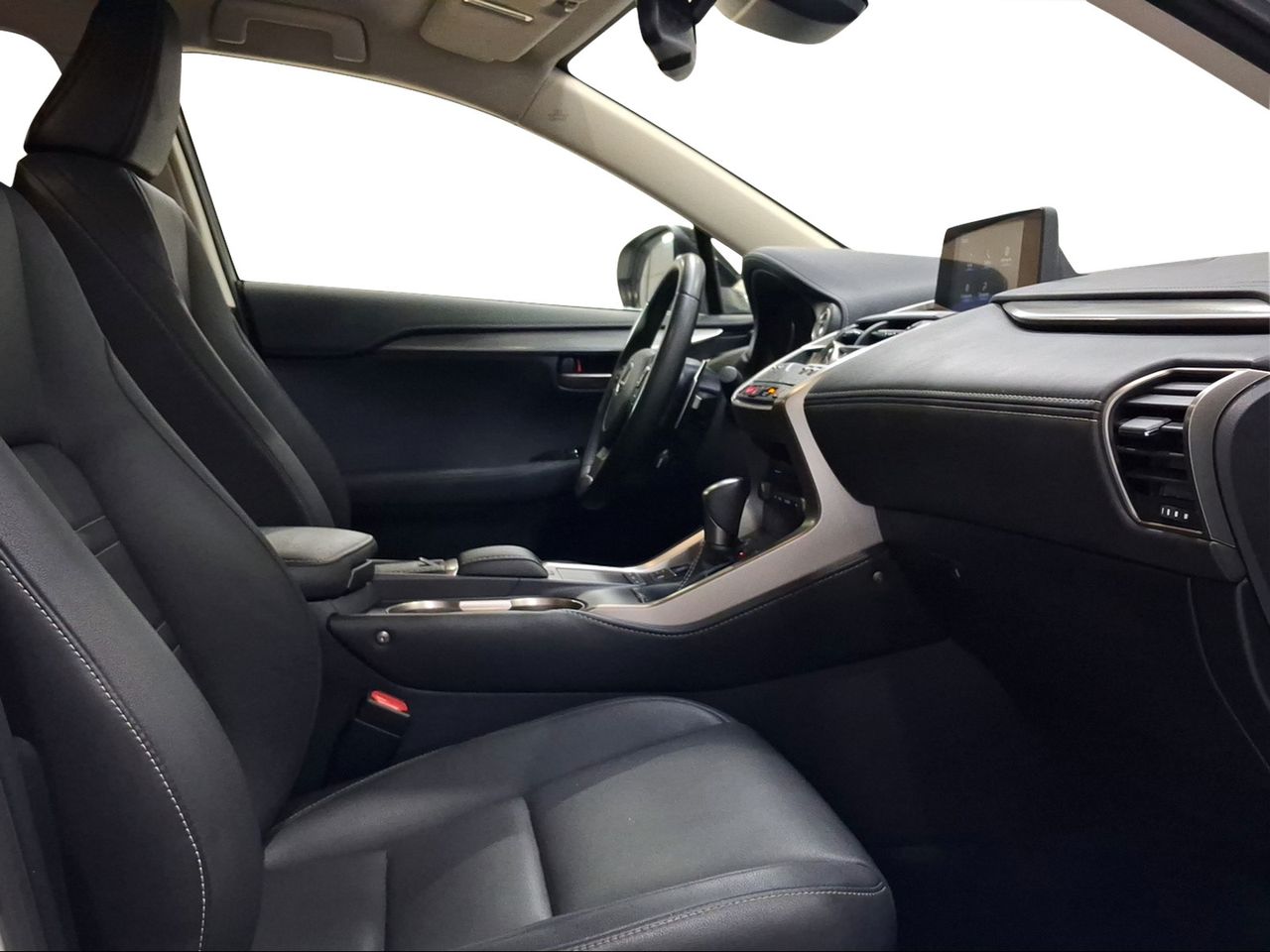 Lexus NX 2.5 300h Premium 2WD  - Foto 7