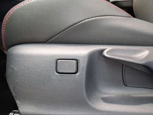 Toyota Yaris 1.5 130H GR Sport  - Foto 23