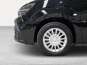 Toyota Proace City Verso Family EV L2 50kWh 136CV Active  - Foto 17