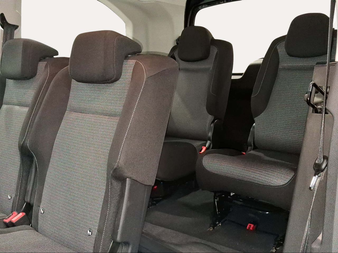 Toyota Proace City Verso Family EV L2 50kWh 136CV Active  - Foto 12