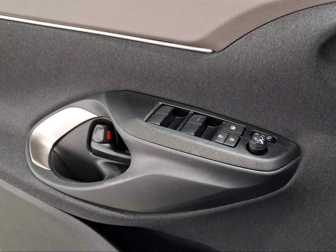 Toyota Yaris Cross 1.5 130H Style  - Foto 23