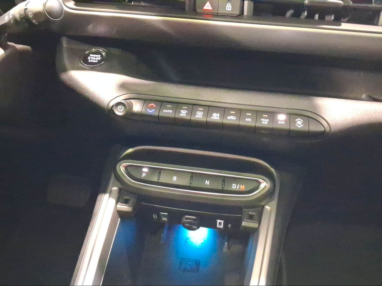 Jeep Avenger 1.2 eHybrid 74kW (100CV) Summit  - Foto 22