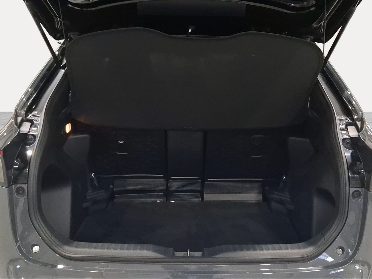 Toyota Yaris Cross 1.5 130H GR Sport  - Foto 11