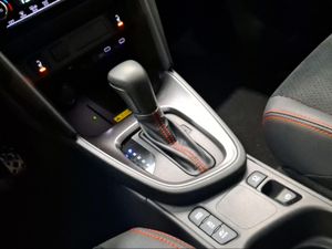 Toyota Yaris Cross 1.5 130H GR Sport  - Foto 24