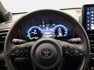 Toyota Yaris Cross 1.5 130H GR Sport  - Foto 14