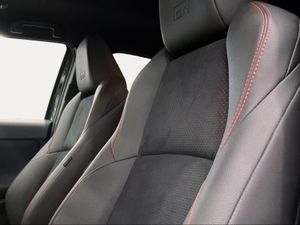 Toyota Yaris Cross 1.5 130H GR Sport  - Foto 23