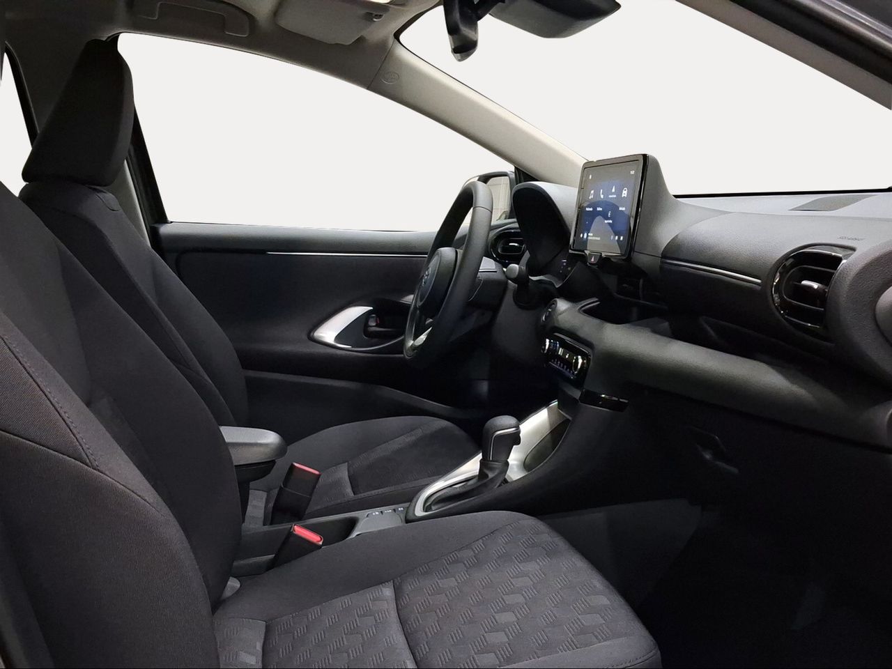 Toyota Yaris 1.5 120H Active Plus  - Foto 7