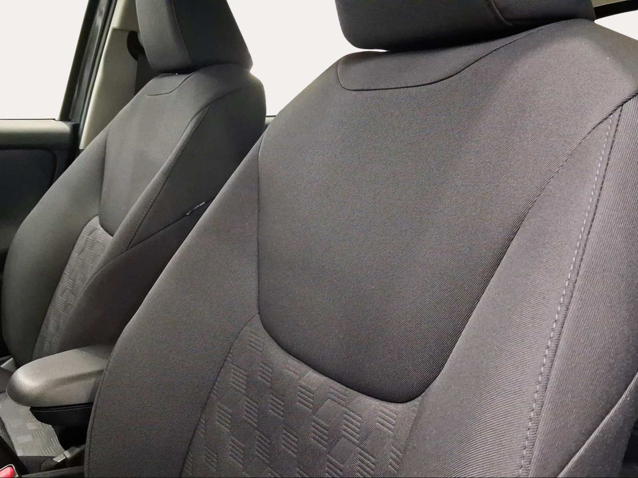 Toyota Yaris 1.5 120H Active Plus  - Foto 21