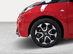 Toyota Aygo 1.0 70 x-play  - Foto 17
