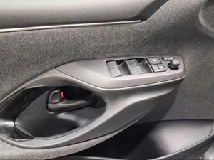 Toyota Yaris 1.5 120H Style  - Foto 24
