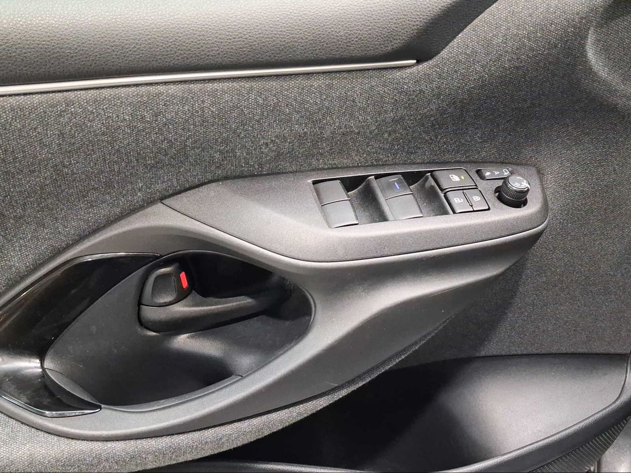 Toyota Yaris 1.5 120H Style  - Foto 24