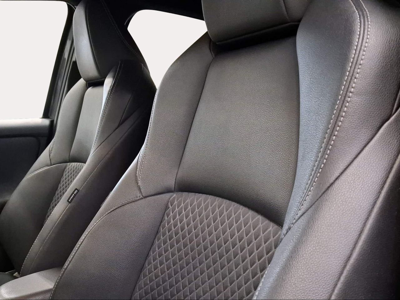 Toyota Yaris 1.5 120H Style  - Foto 23