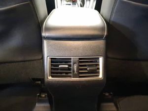 Lexus NX 2.5 300h Premium 2WD  - Foto 19