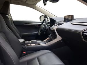 Lexus NX 2.5 300h Premium 2WD  - Foto 7