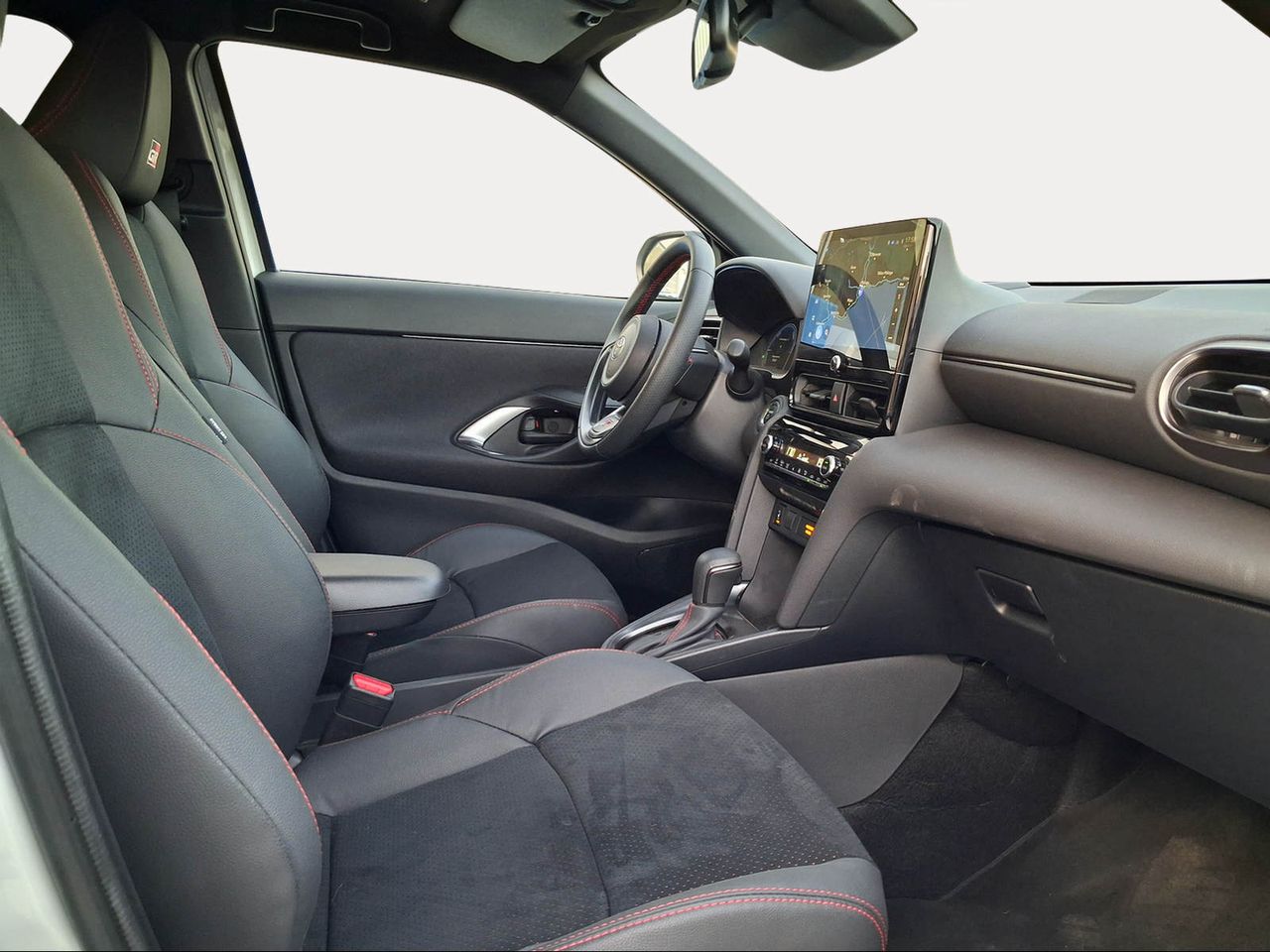 Toyota Yaris Cross 1.5 130H GR Sport  - Foto 7