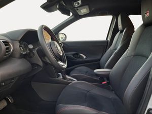 Toyota Yaris Cross 1.5 130H GR Sport  - Foto 13