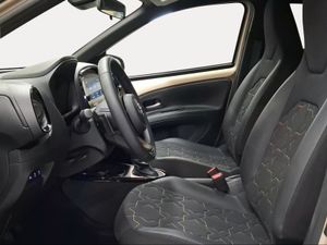 Toyota Aygo X Cross 1.0 VVT-I 72CV Chic  - Foto 13