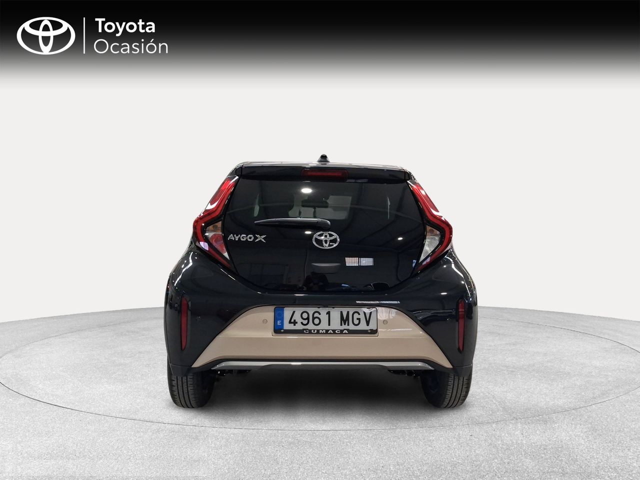 Toyota Aygo X Cross 1.0 VVT-I 72CV Chic  - Foto 5