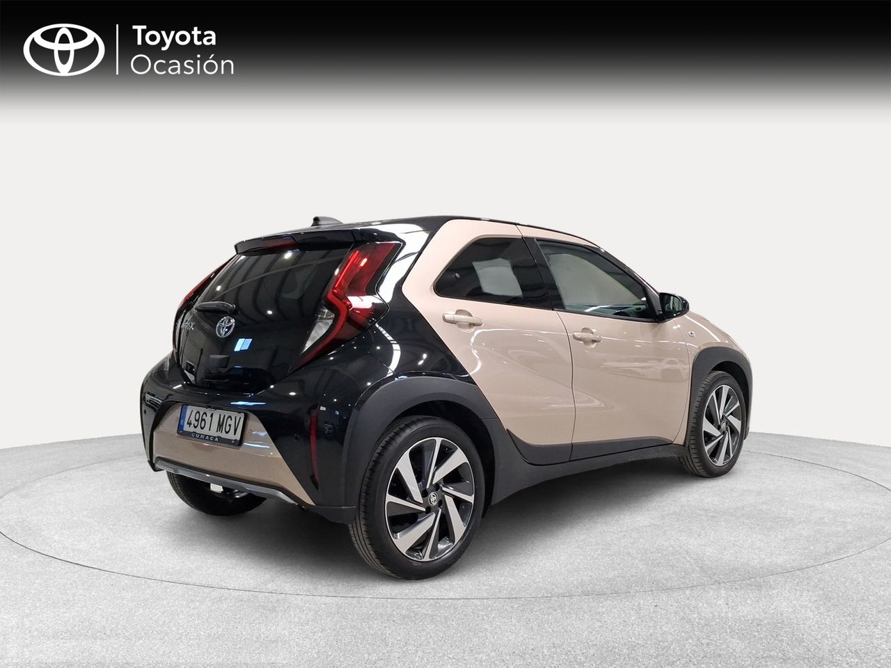 Toyota Aygo X Cross 1.0 VVT-I 72CV Chic  - Foto 19