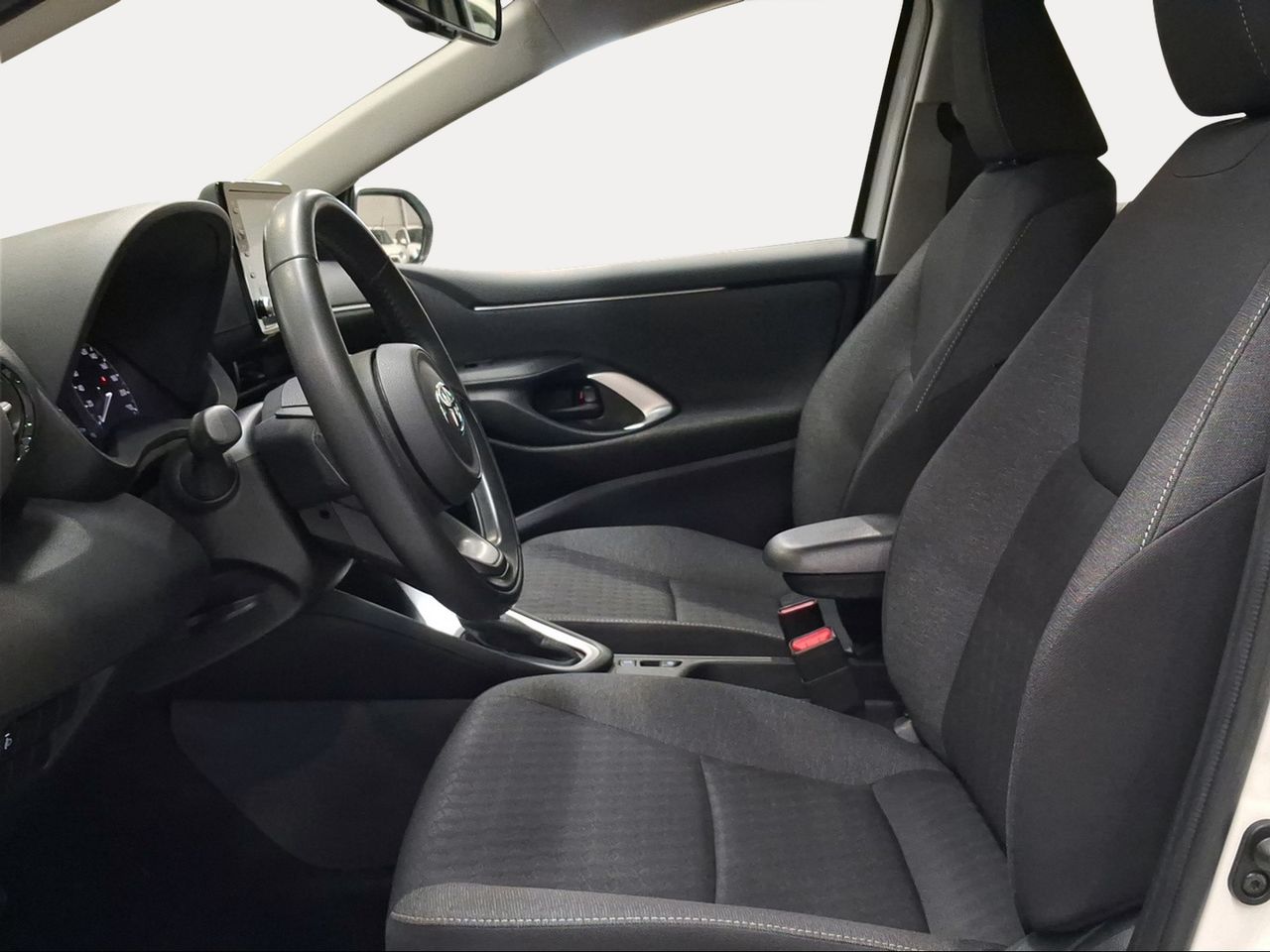 Toyota Yaris 1.5 120H Active Tech  - Foto 13