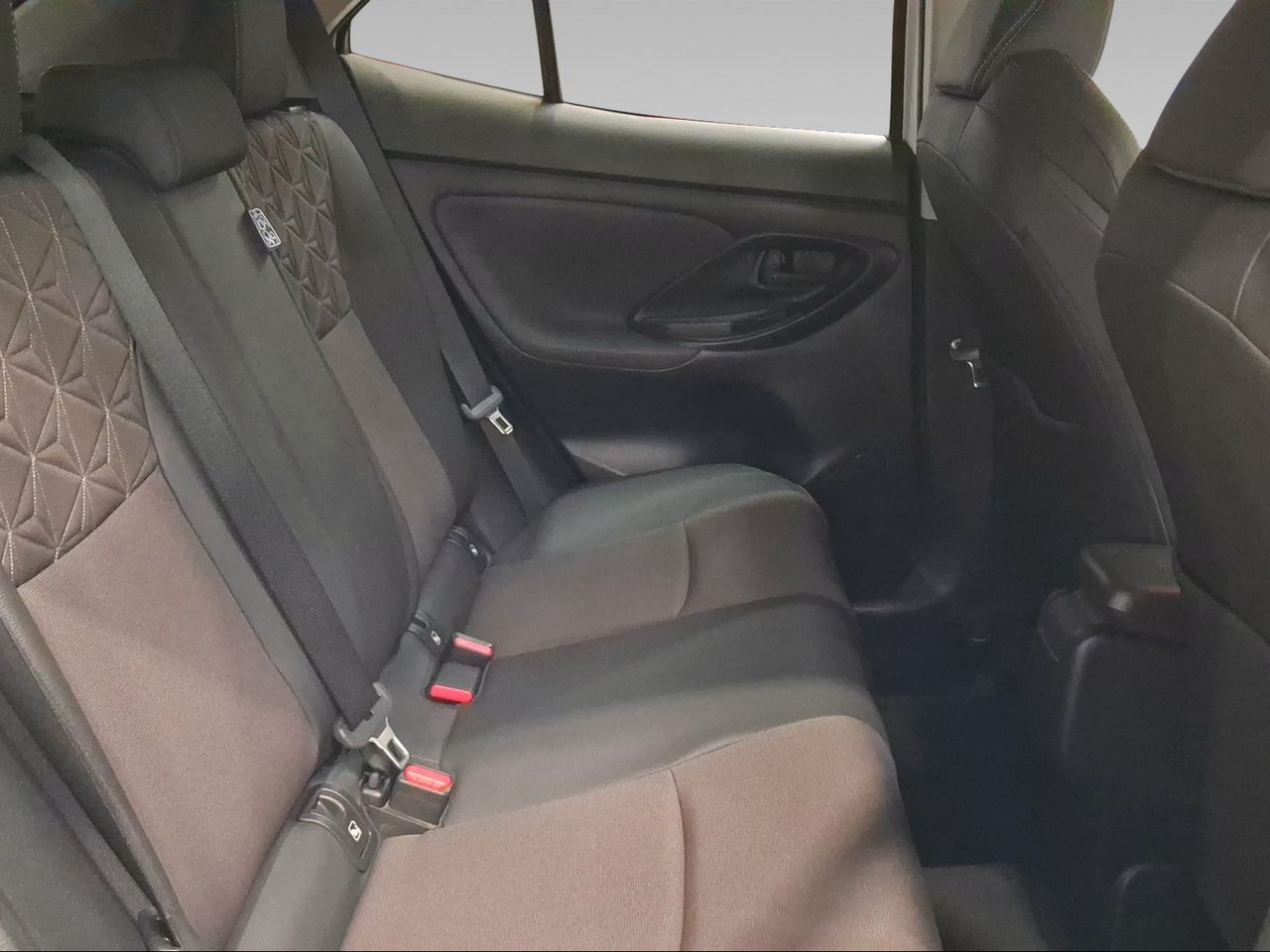 Toyota Yaris Cross 1.5 120H Style  - Foto 8