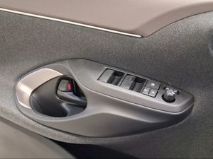 Toyota Yaris Cross 1.5 120H Style  - Foto 22