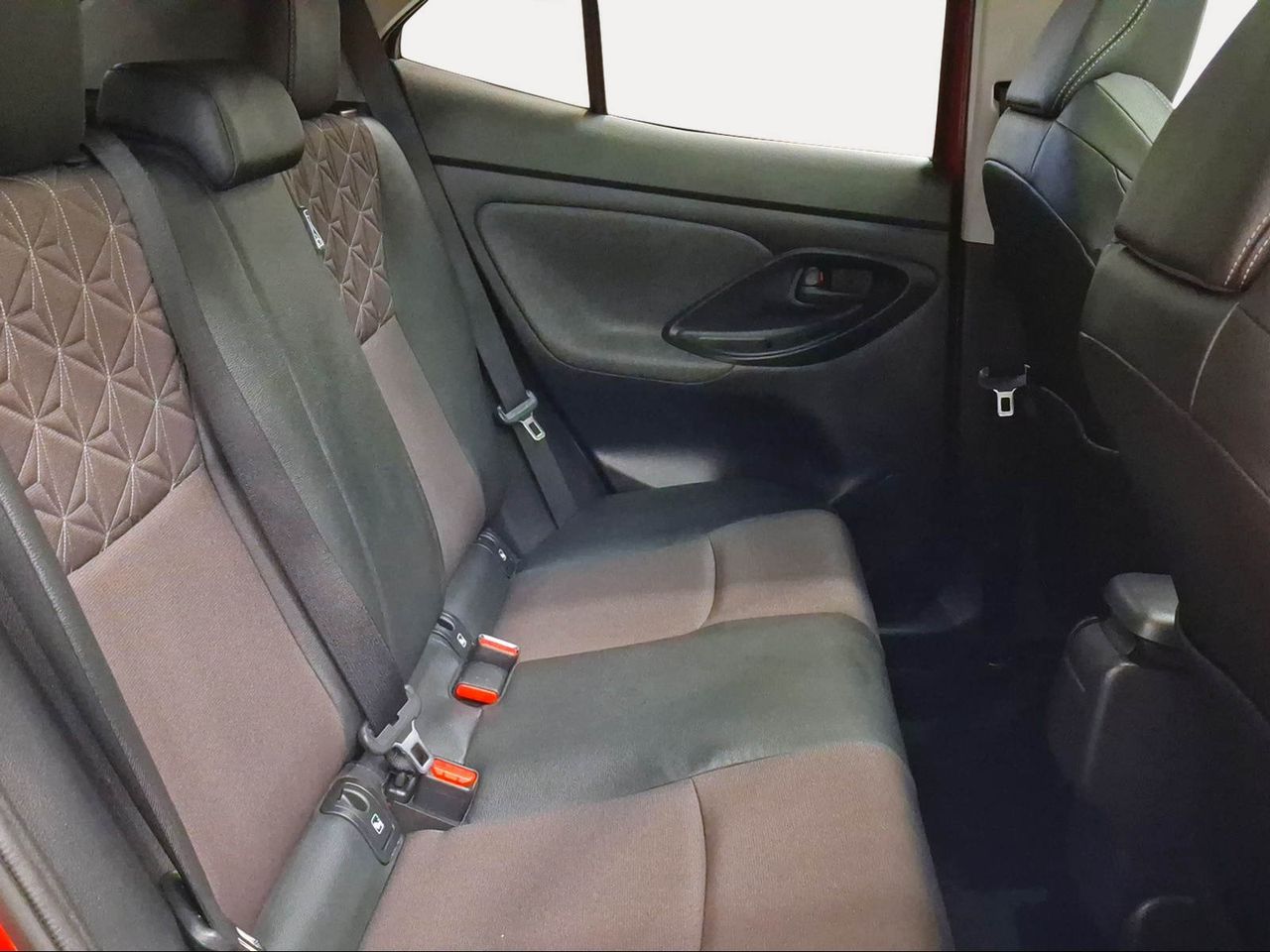 Toyota Yaris Cross 1.5 120H Style  - Foto 8