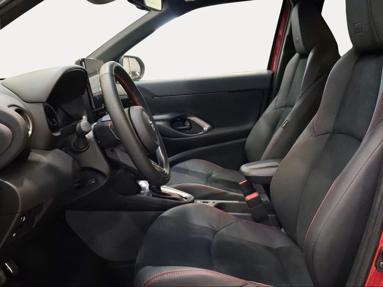 Toyota Yaris Cross 1.5 130H GR Sport  - Foto 13