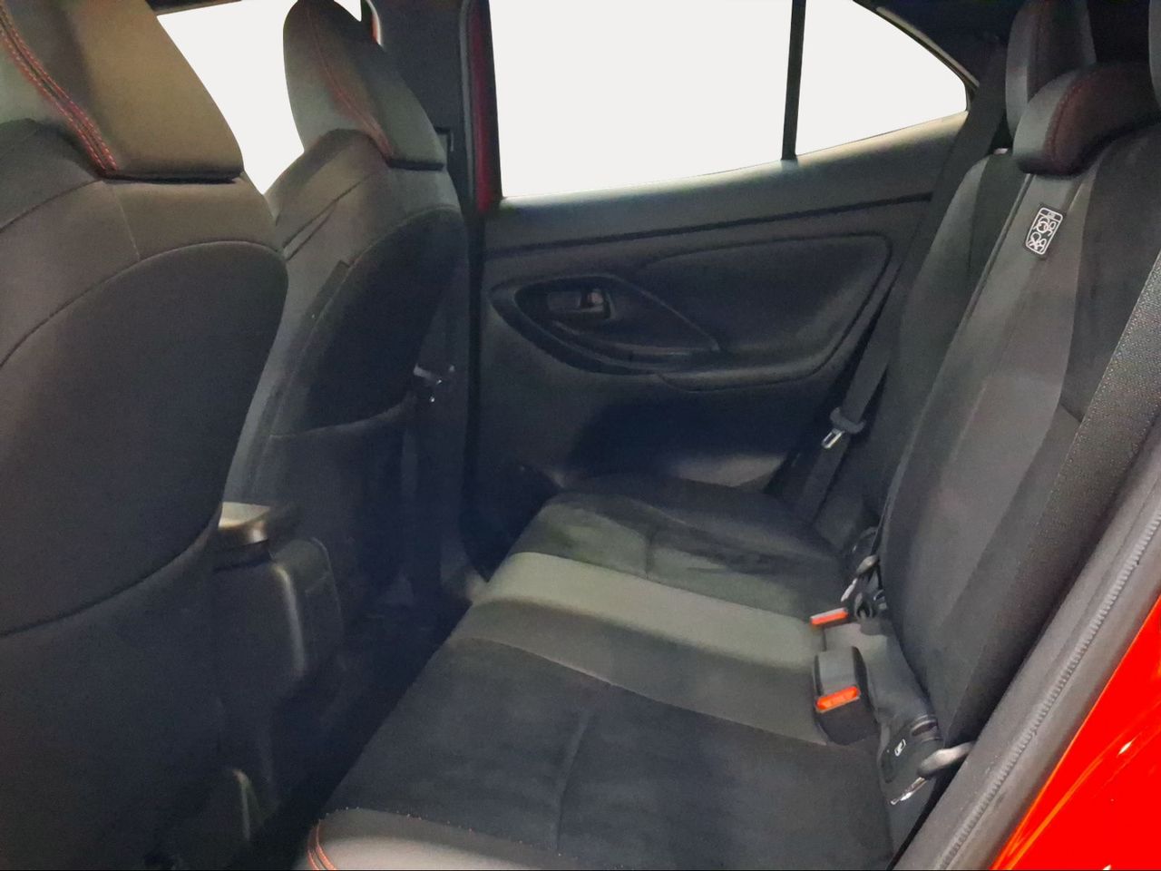 Toyota Yaris Cross 1.5 130H GR Sport  - Foto 12